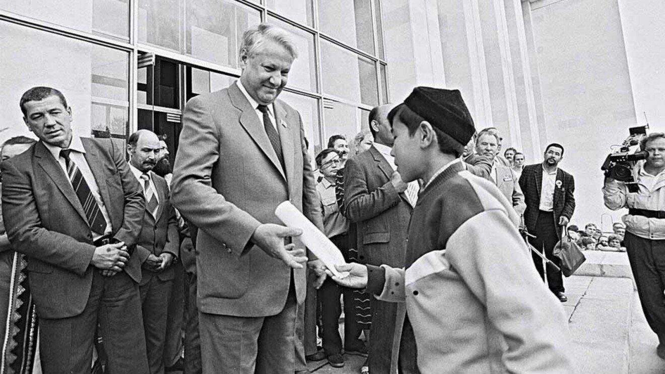 Autonomy, Yeltsin-Style